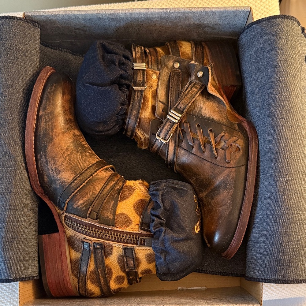 Freebird by Steven Distressed Brown and Animal Print womens Booties size 8